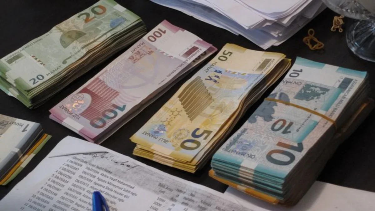 Средняя зарплата в Азербайджане выросла на 7,2% — до 1173 манатов